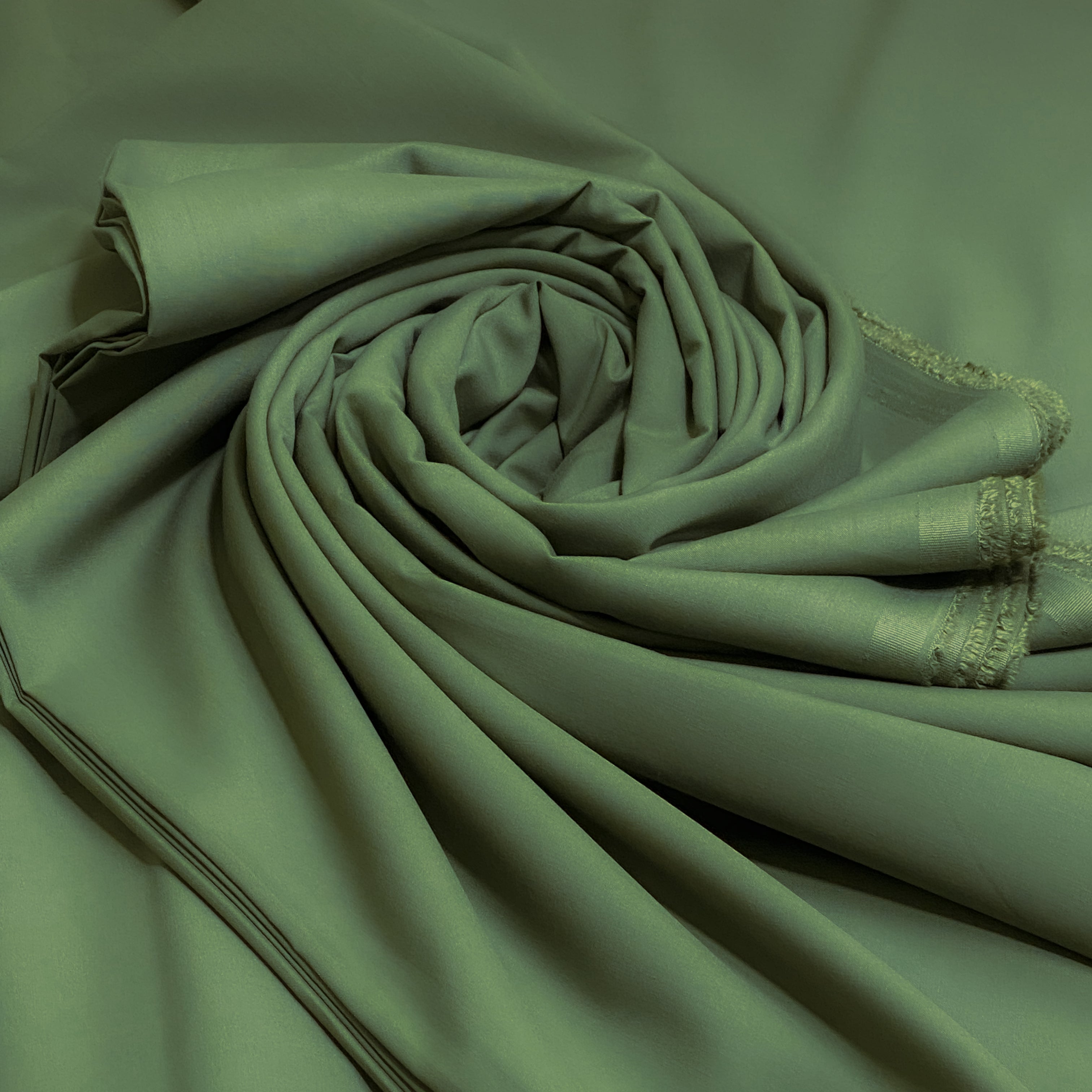 MILANO - C30- UNSTICHED