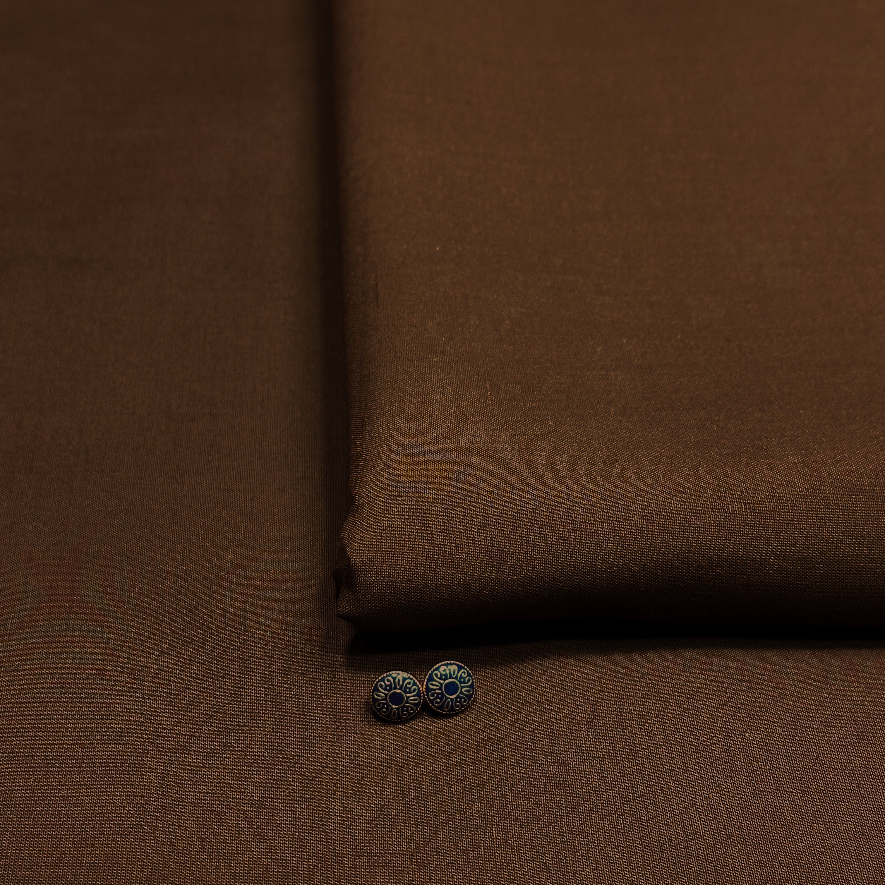 Aura Suiting - C09- UNSTICHED