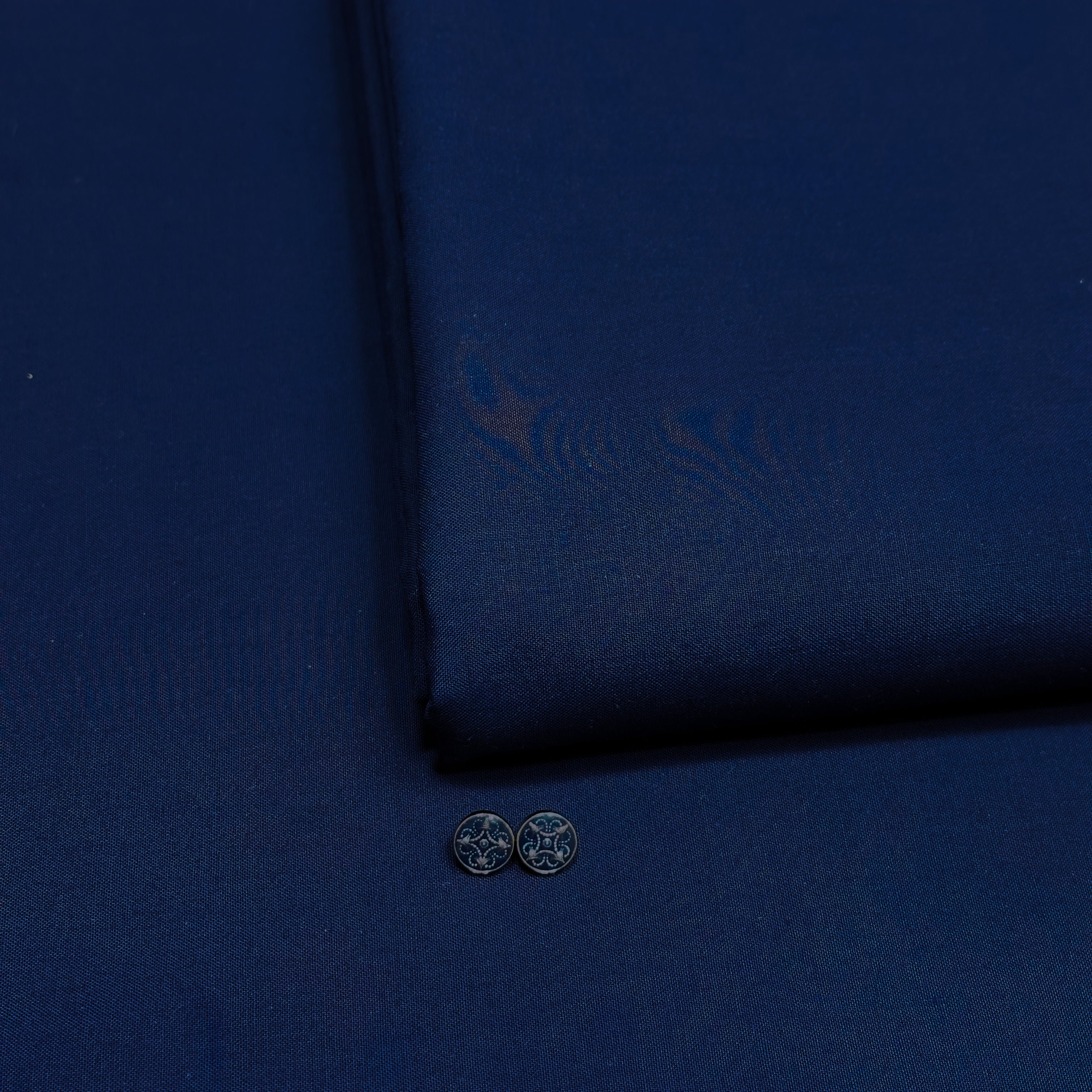 Aura Suiting - C01- UNSTICHED