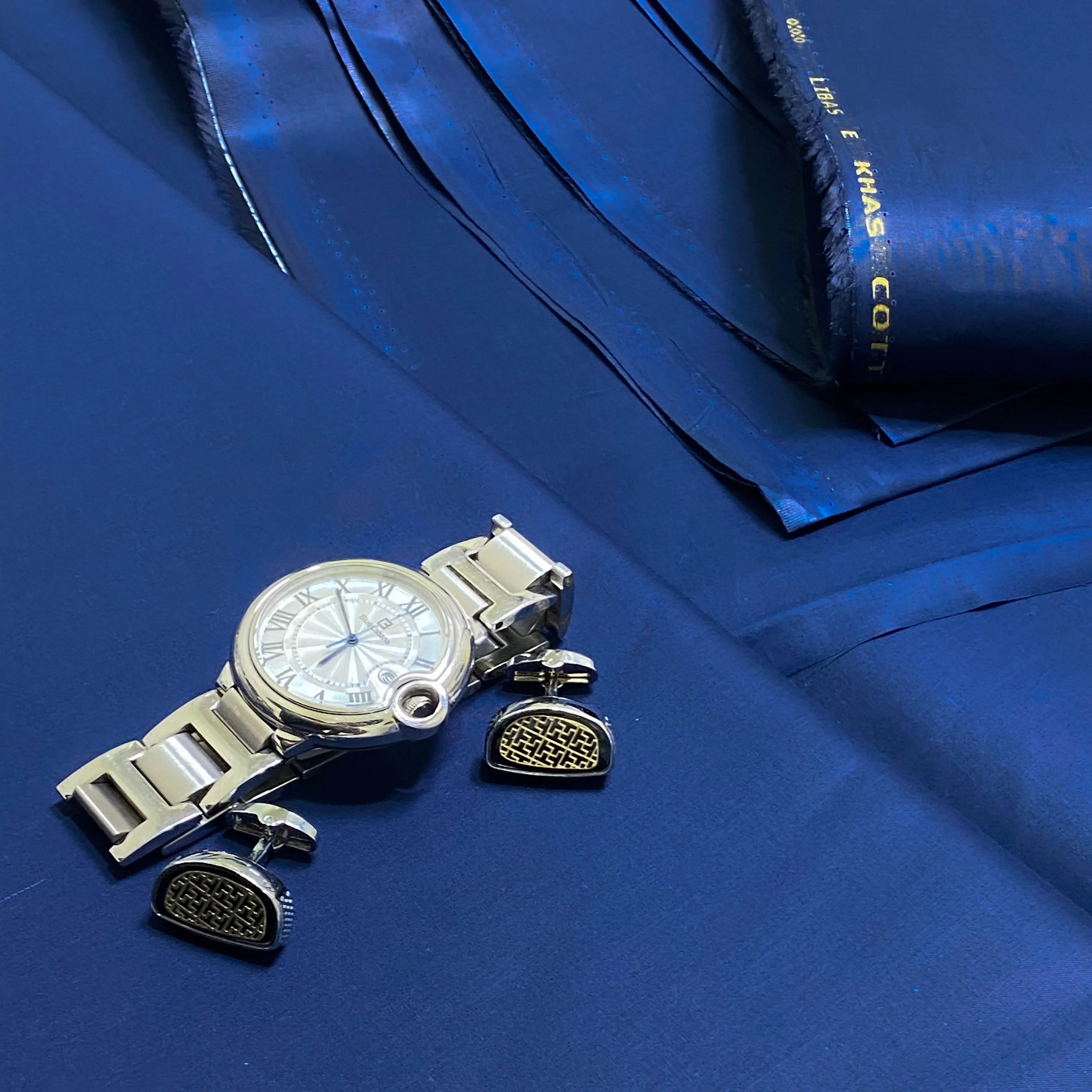 LIBAS -E-KHAS - C02 - UNSTICHED