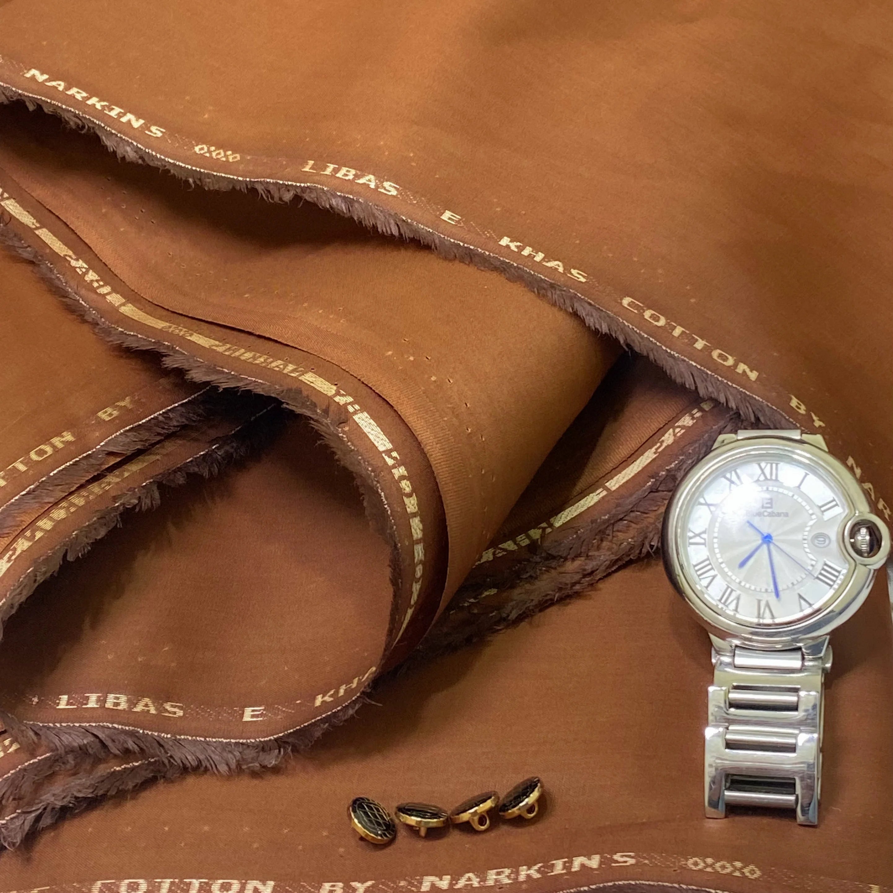 LIBAS -E-KHAS - C11 - UNSTICHED