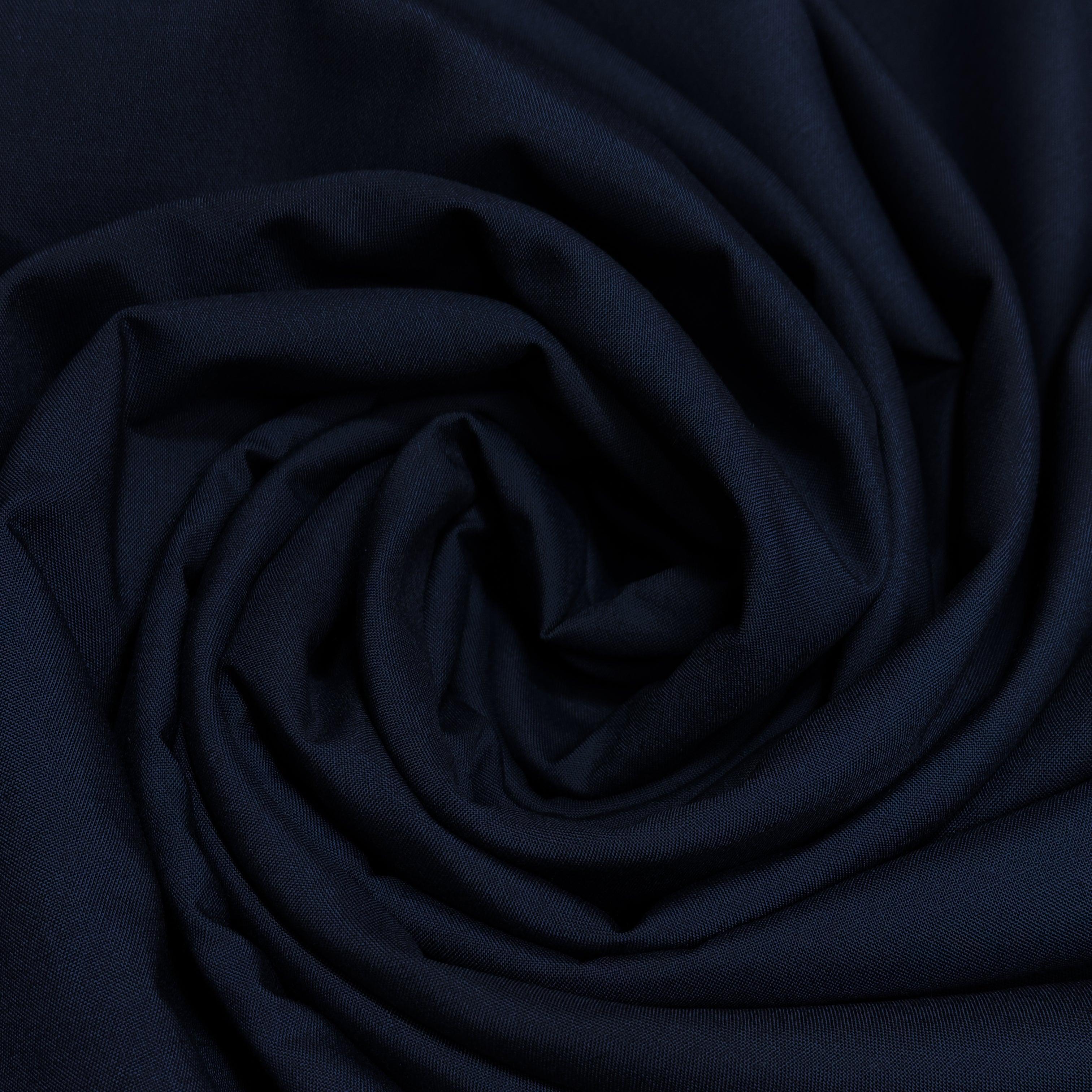 Aura Suiting - C05- UNSTICHED