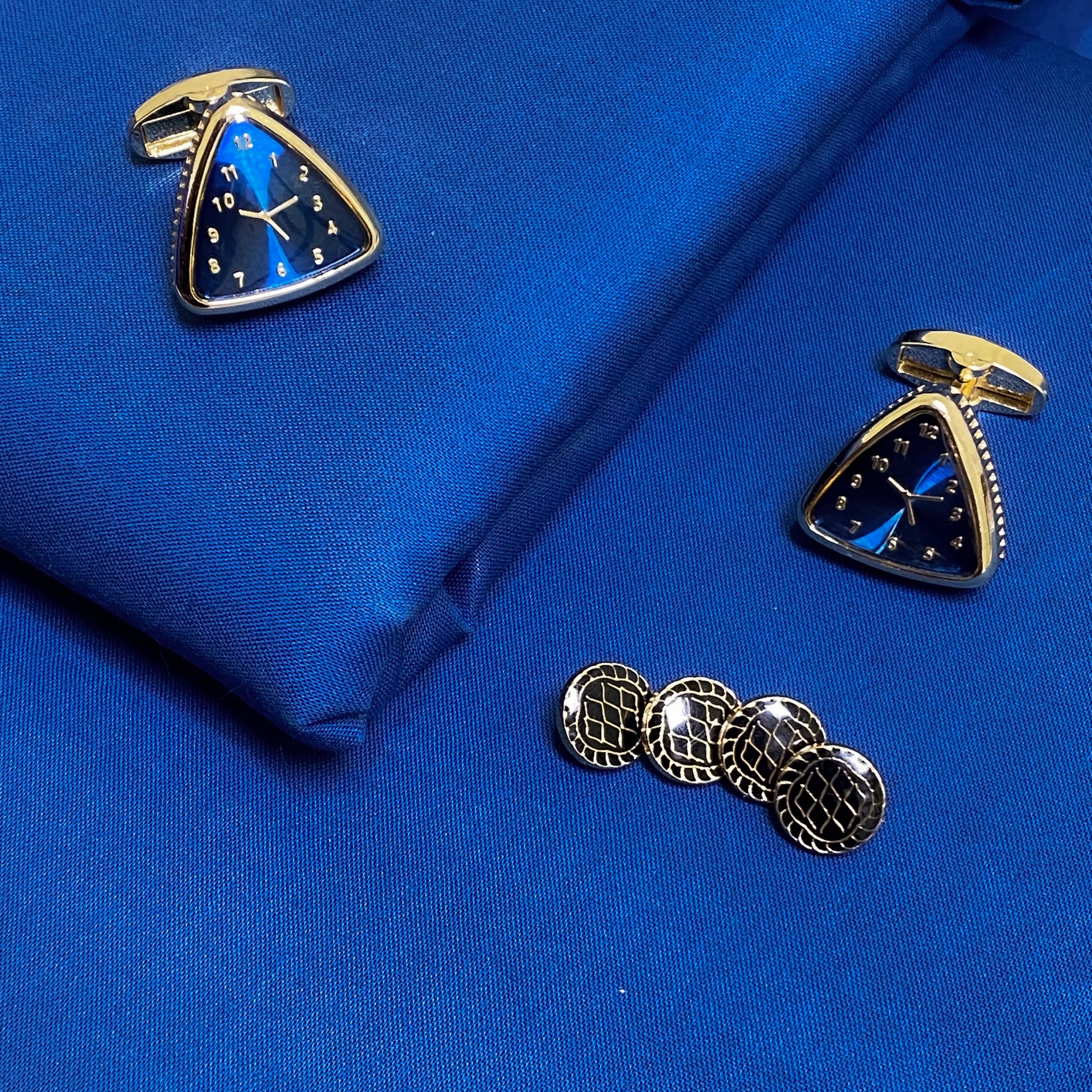 HIGH CLASS - C02 - UNSTICHED